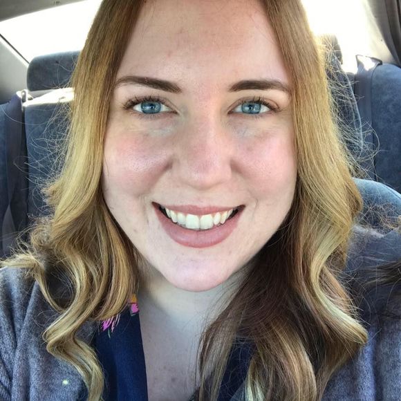 Meet your Posher, Lauryl - Picture 1 of 1